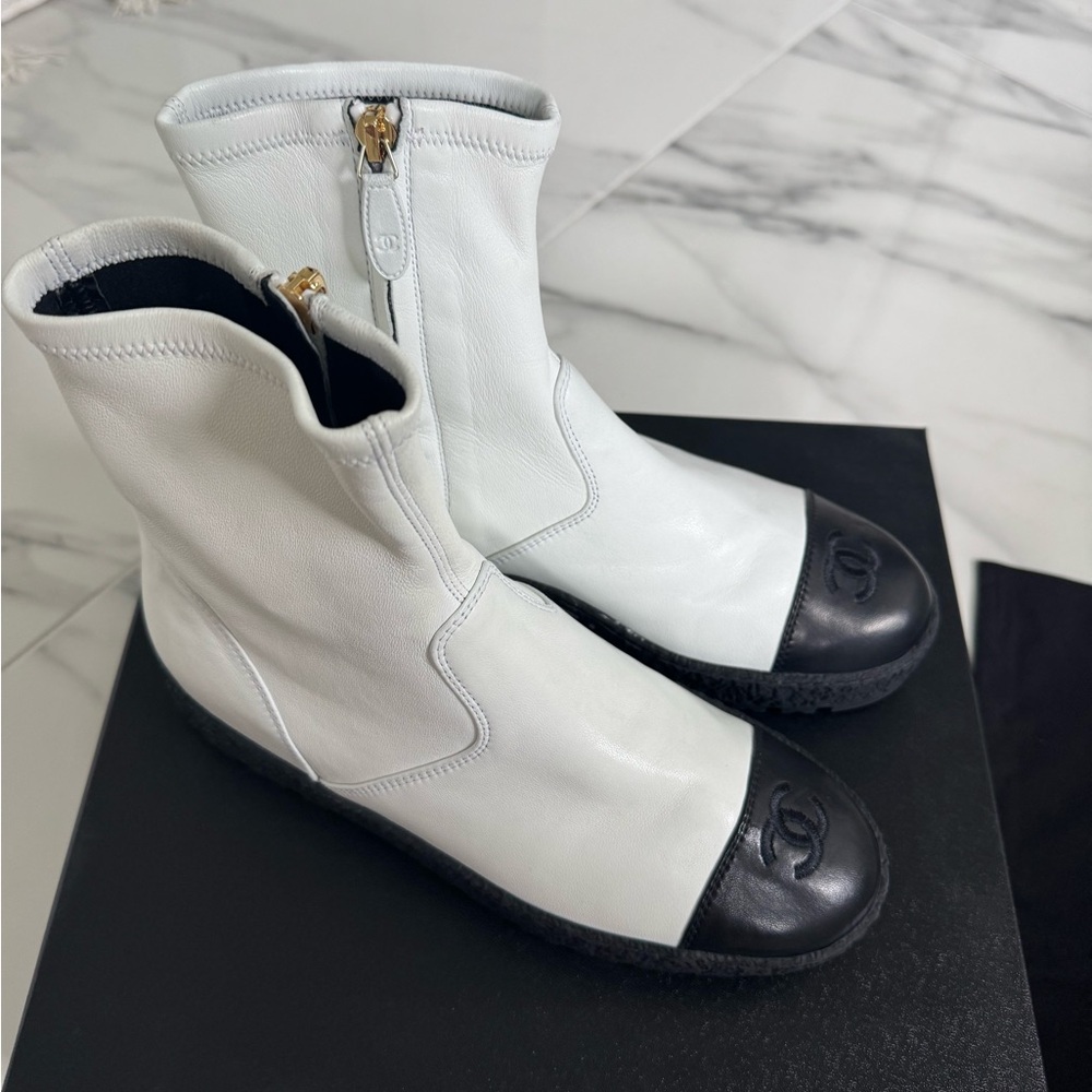 NWT RARE White Leather Chanel Boots